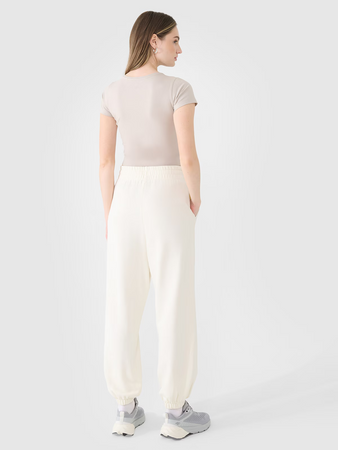 Spodnie dresowe joggery damskie 4F 4FWSS25TTROF0994-11S