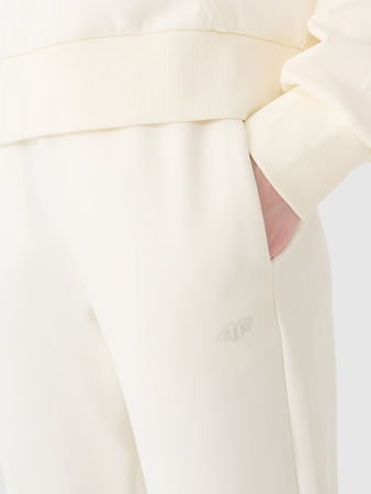 Spodnie dresowe joggery damskie 4F 4FWSS25TTROF0996-11S