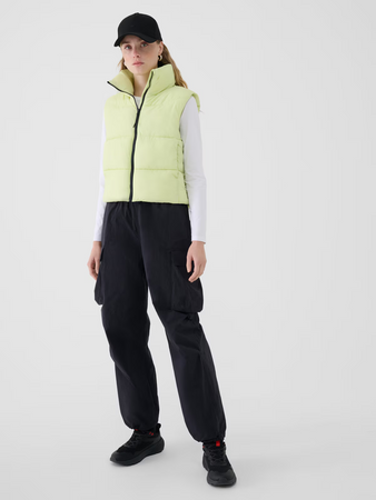 Bezrękawnik puchowy cropped z wypełnieniem syntetycznym damski 4F 4FWSS25TVJAF182-45S